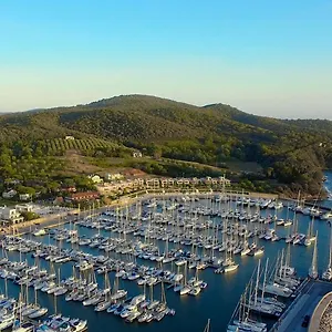 resort-baia-scarlino.it-tuscanyhotel.com/