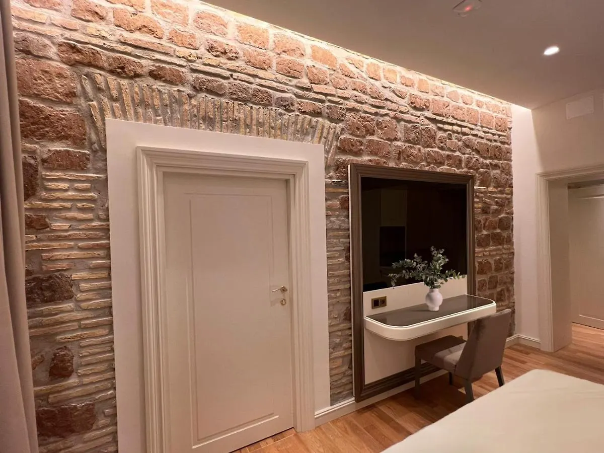 Martina Suites Rome Italy